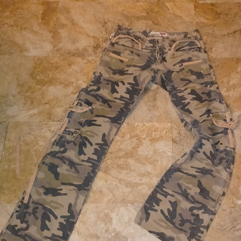 Camo Jeans